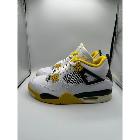 Air Jordan 4 Retro Wmns “Vivid Sulfur” size 9w - Picture 1 of 8